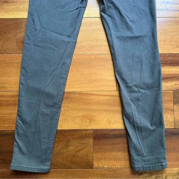 Democracy Ab Technology Ankle Skimmer - Picture 7 of 9